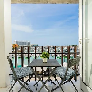  Apartment Marina Views